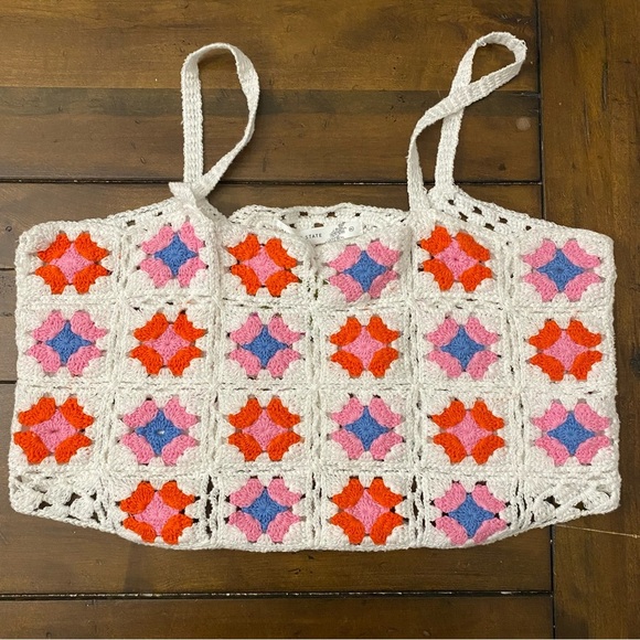 Altar'd State Women’s XL Crochet Crop Top NWOT, Multicolor festival style - Picture 3 of 7